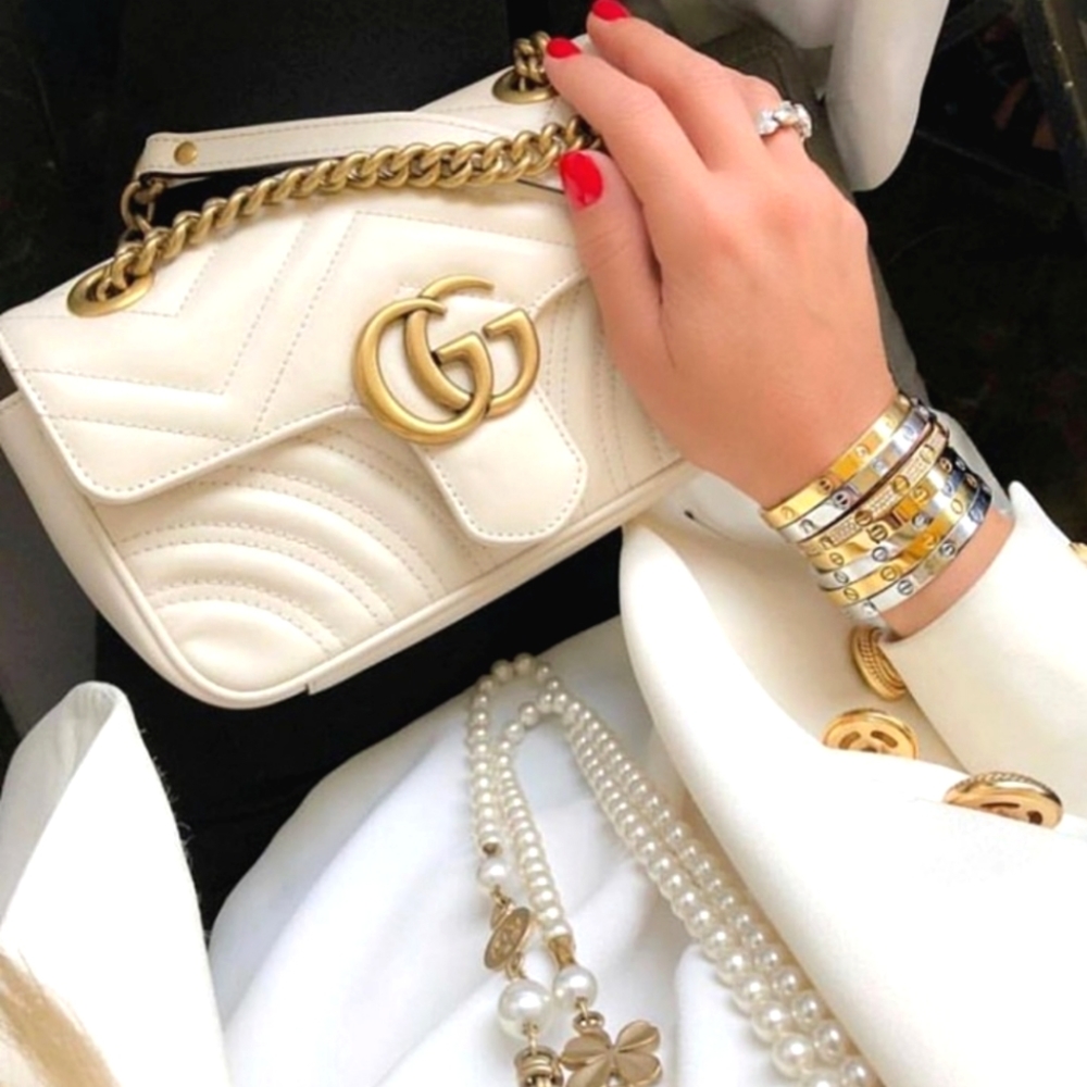 Gucci GG Marmont matelassé mini bag - Picture 2 of 15